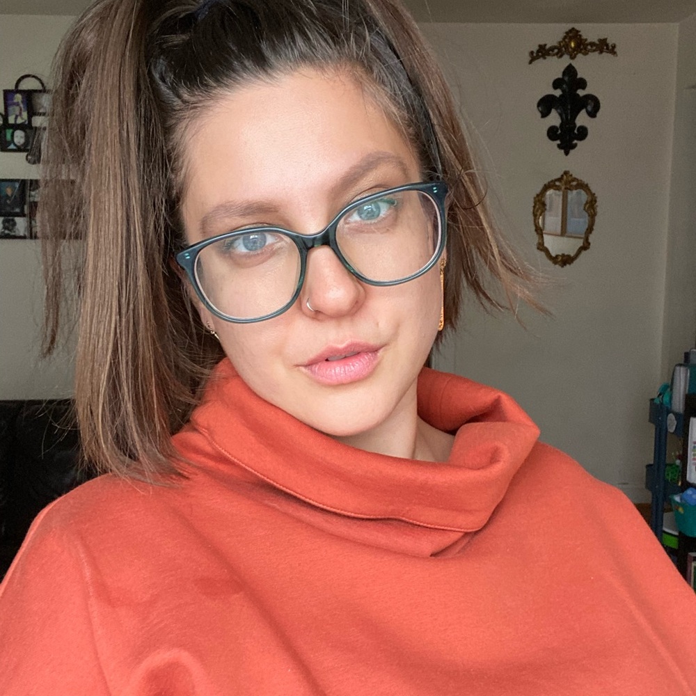 Meet your Posher, Natalie